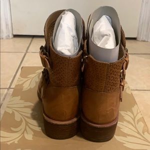 sofft baywood bootie